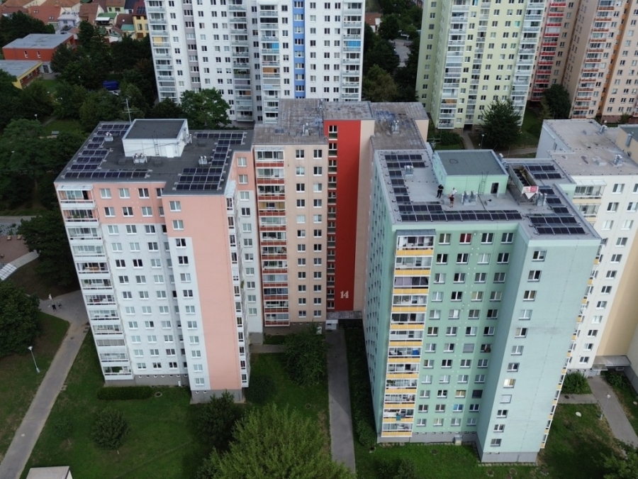 Fotovoltaika pro bytový dům Litoměřice - ikomunita